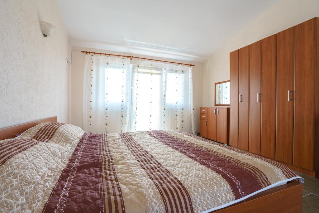 Apartments Lora Bar Extérieur photo